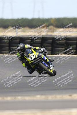 media/Jul-19-2025-TrackDaz (Sat) [[ff1509a44a]]/A Group/12pm (Turn 1)/